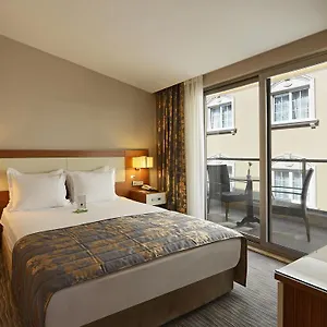 Yasmak Comfort *** Istanbul
